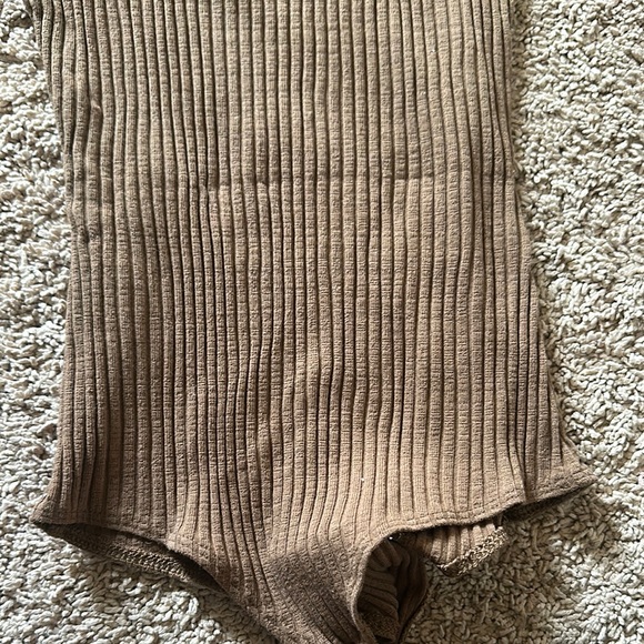 H&M Ribbed Brown Bodysuit - Picture 6 of 7